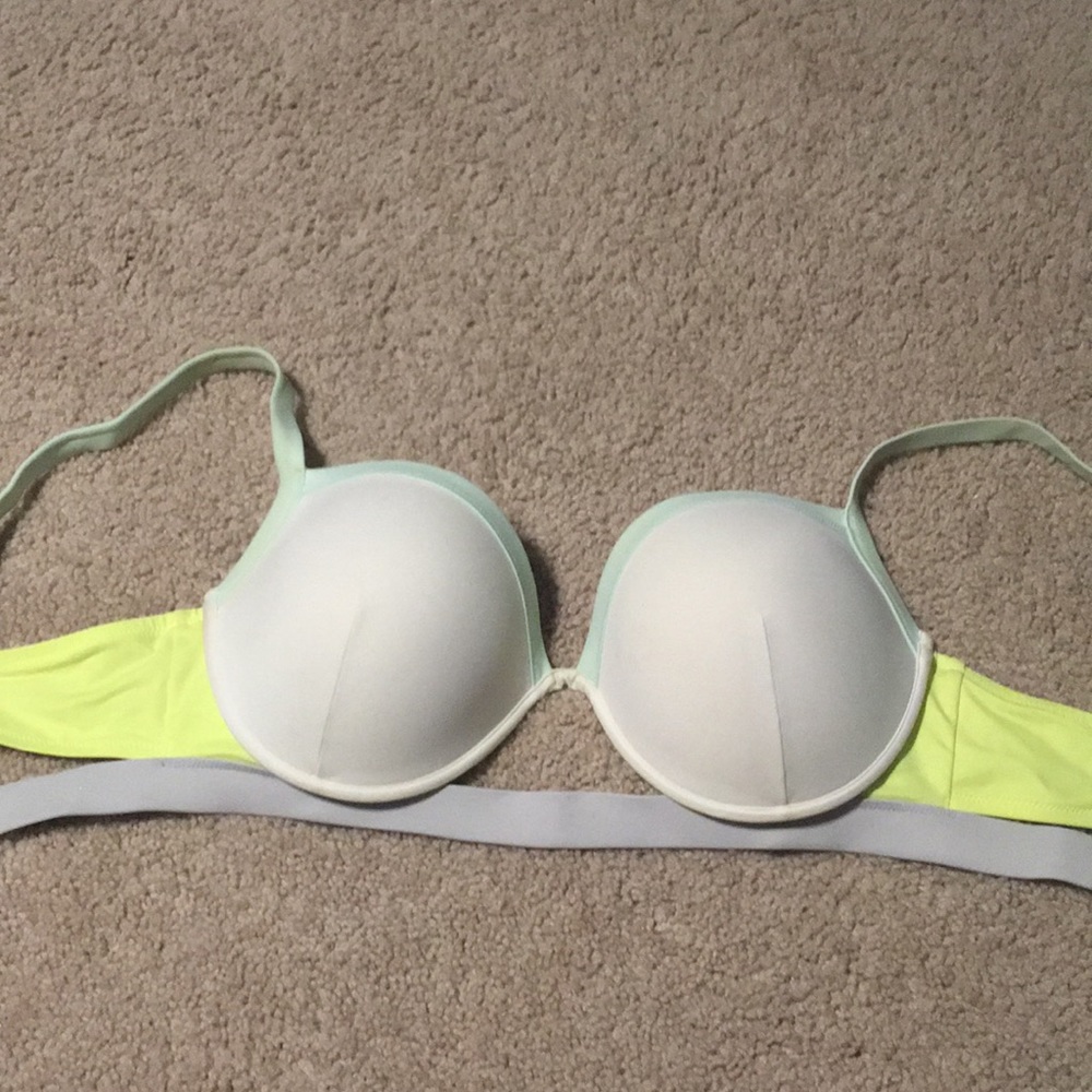 Victoria’s Secret bathing suit top